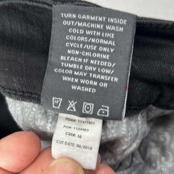 Torrid Stiletto Jegging Plus 22R Black RawEdge SideZip Distressed Stretch Jeans - Picture 16 of 16